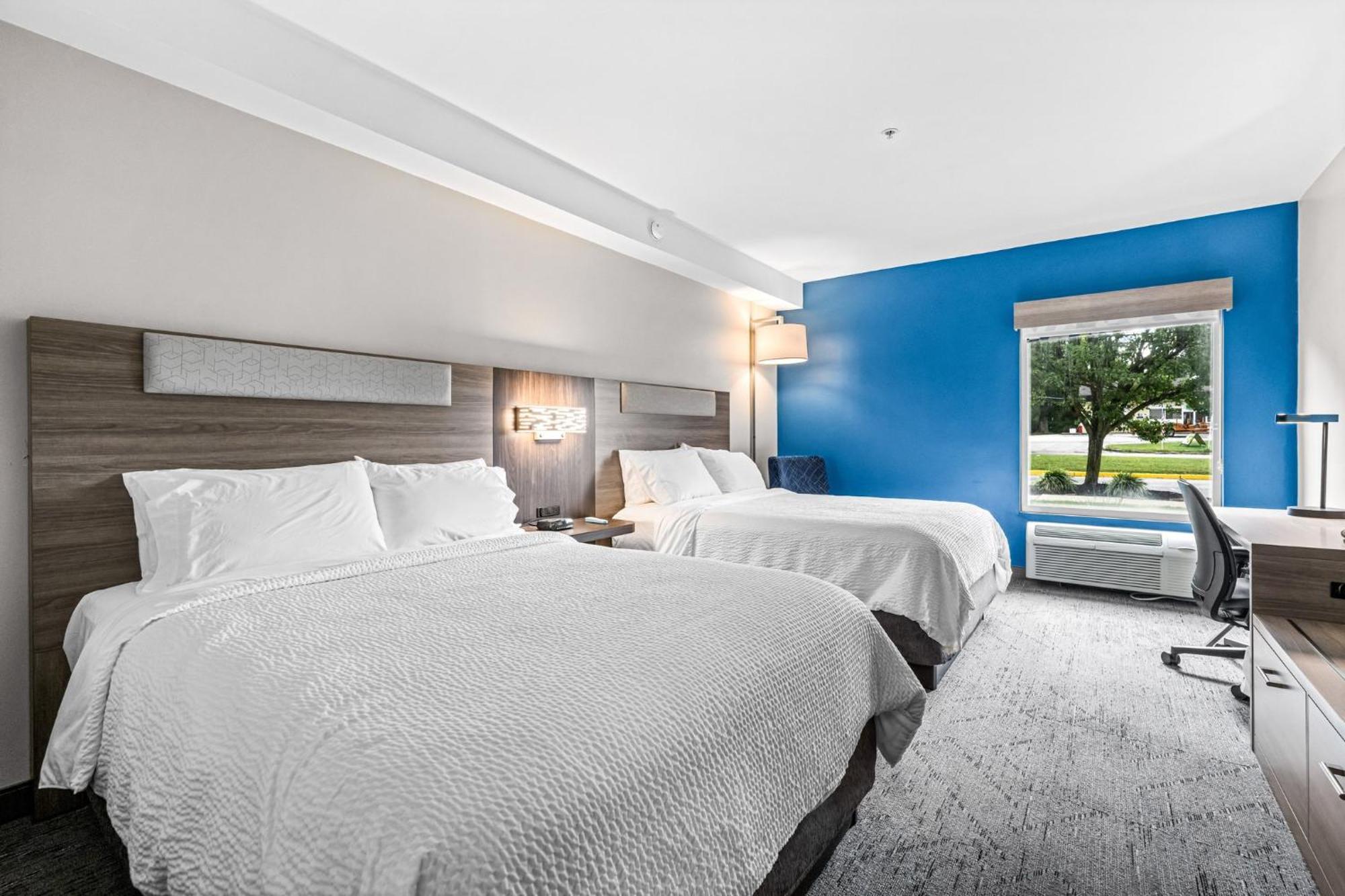Holiday Inn Express & Suites Carneys Point - Pennsville By Ihg Экстерьер фото