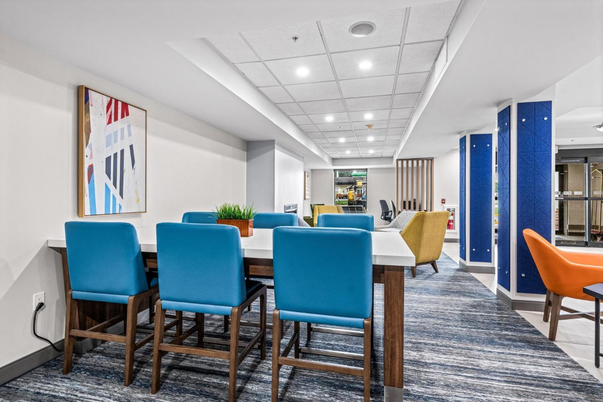 Holiday Inn Express & Suites Carneys Point - Pennsville By Ihg Экстерьер фото
